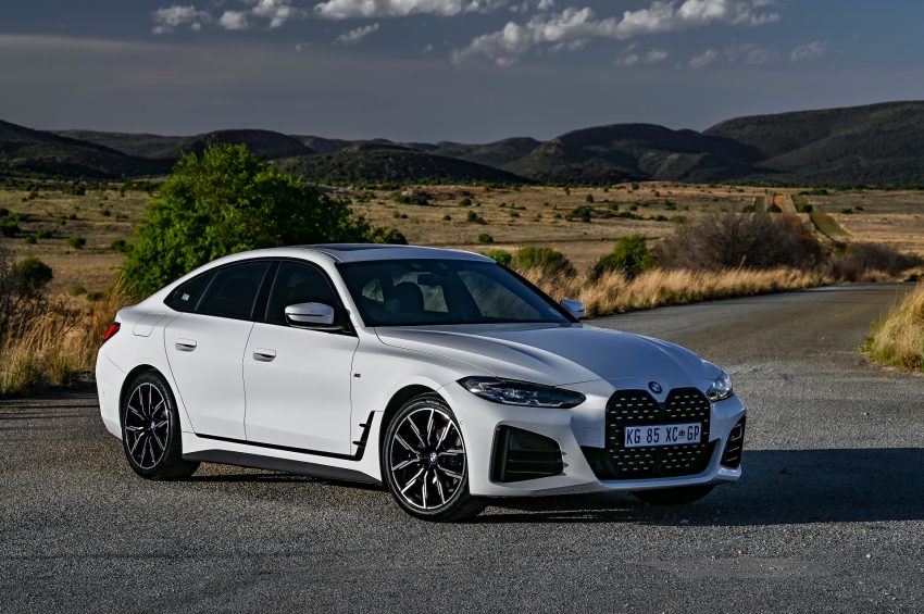 2022 BMW 420i Gran Coupé - SA version - Front Three-Quarter Wallpaper 850x565 #8