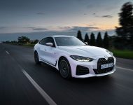 2022 BMW 420i Gran Coupé - SA version - Front Three-Quarter Wallpaper 190x150