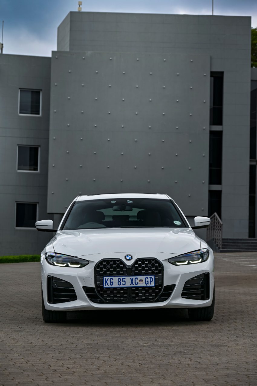 2022 BMW 420i Gran Coupé - SA version - Front Phone Wallpaper 850x1277 #16