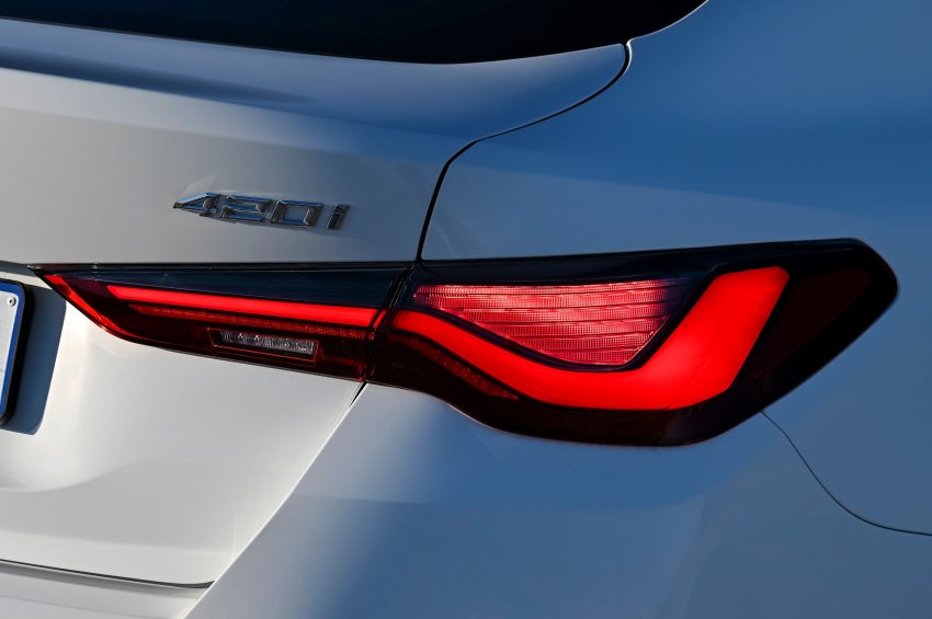 2022 BMW 420i Gran Coupé - SA version - Tail Light Wallpaper 850x565 #28