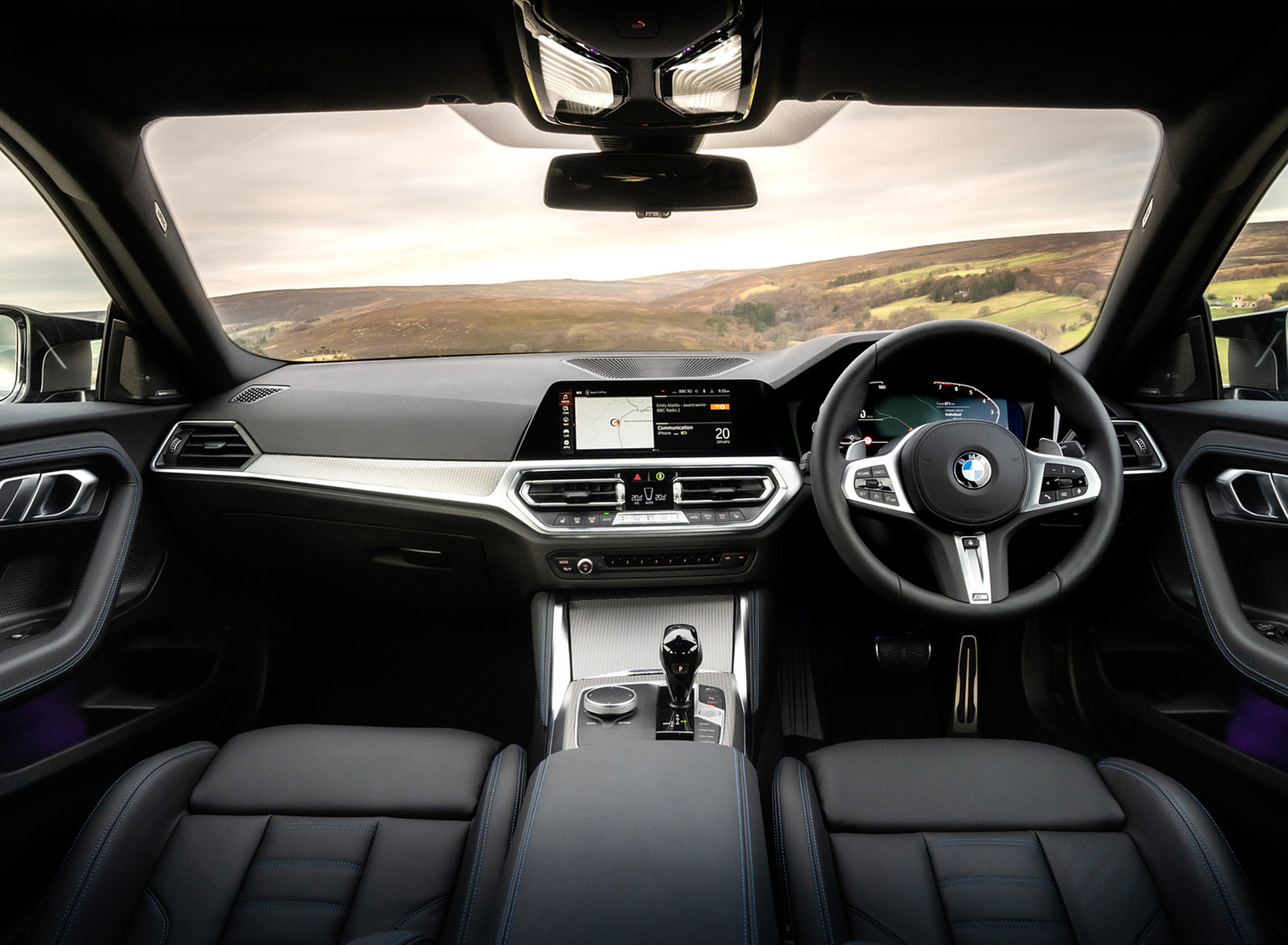 Download 2022 BMW M240i Coupé - UK version - Interior, Cockpit HD Wallpaper 1920x1409 #29