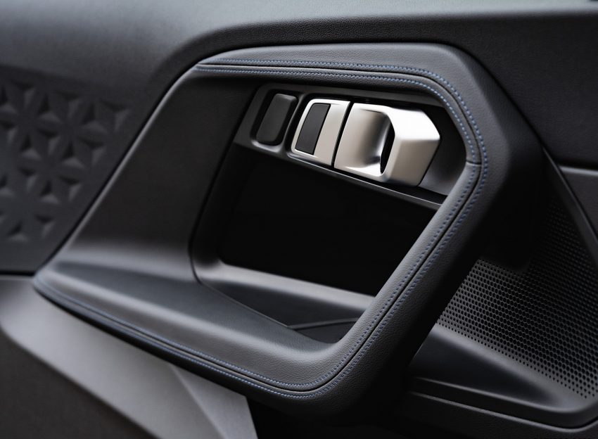 2022 BMW M240i Coupé - UK version - Interior, Detail Wallpaper 850x624 #33
