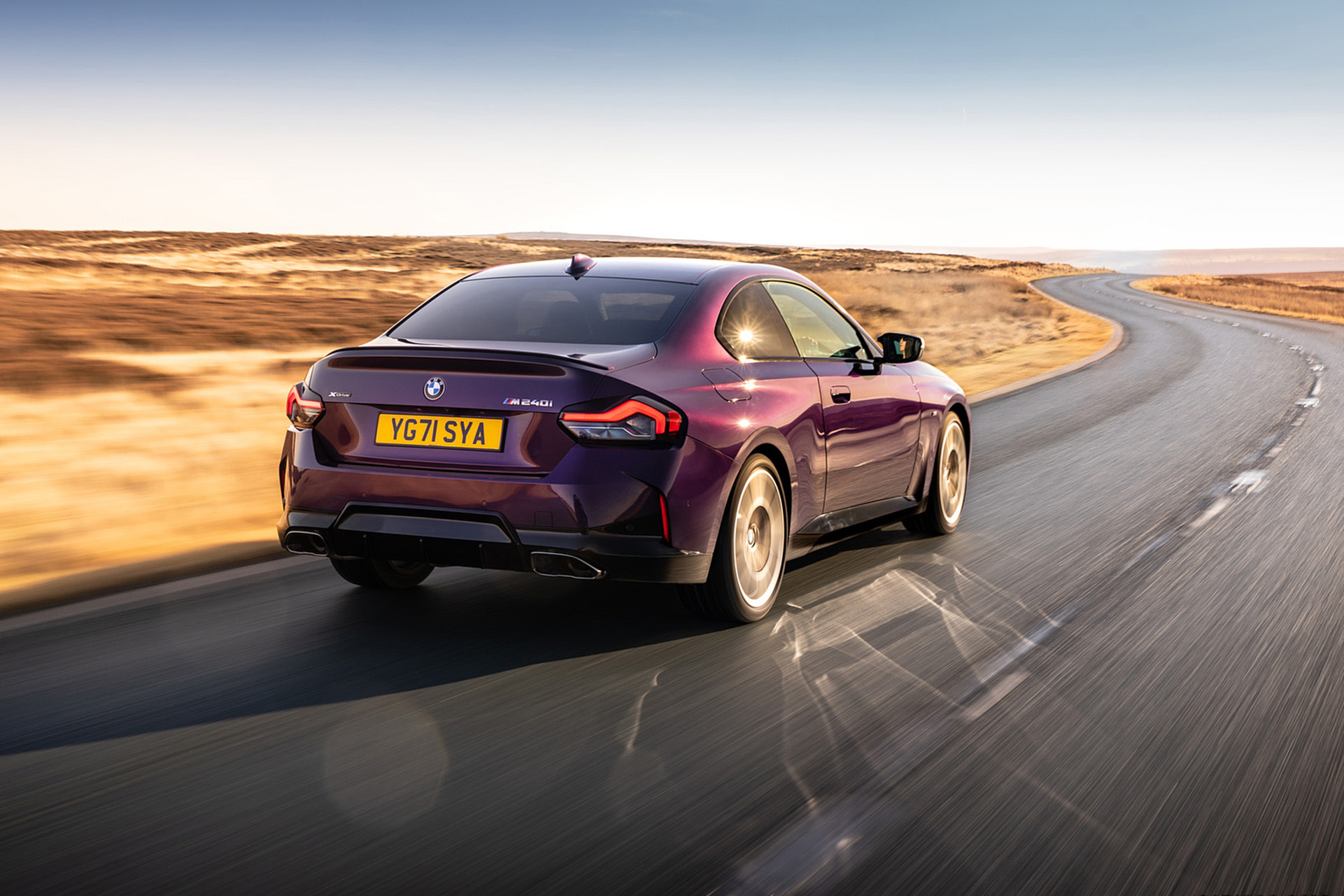 Download 2022 BMW M240i Coupé - UK version - Rear Three-Quarter HD Wallpaper 1921x1281 #10