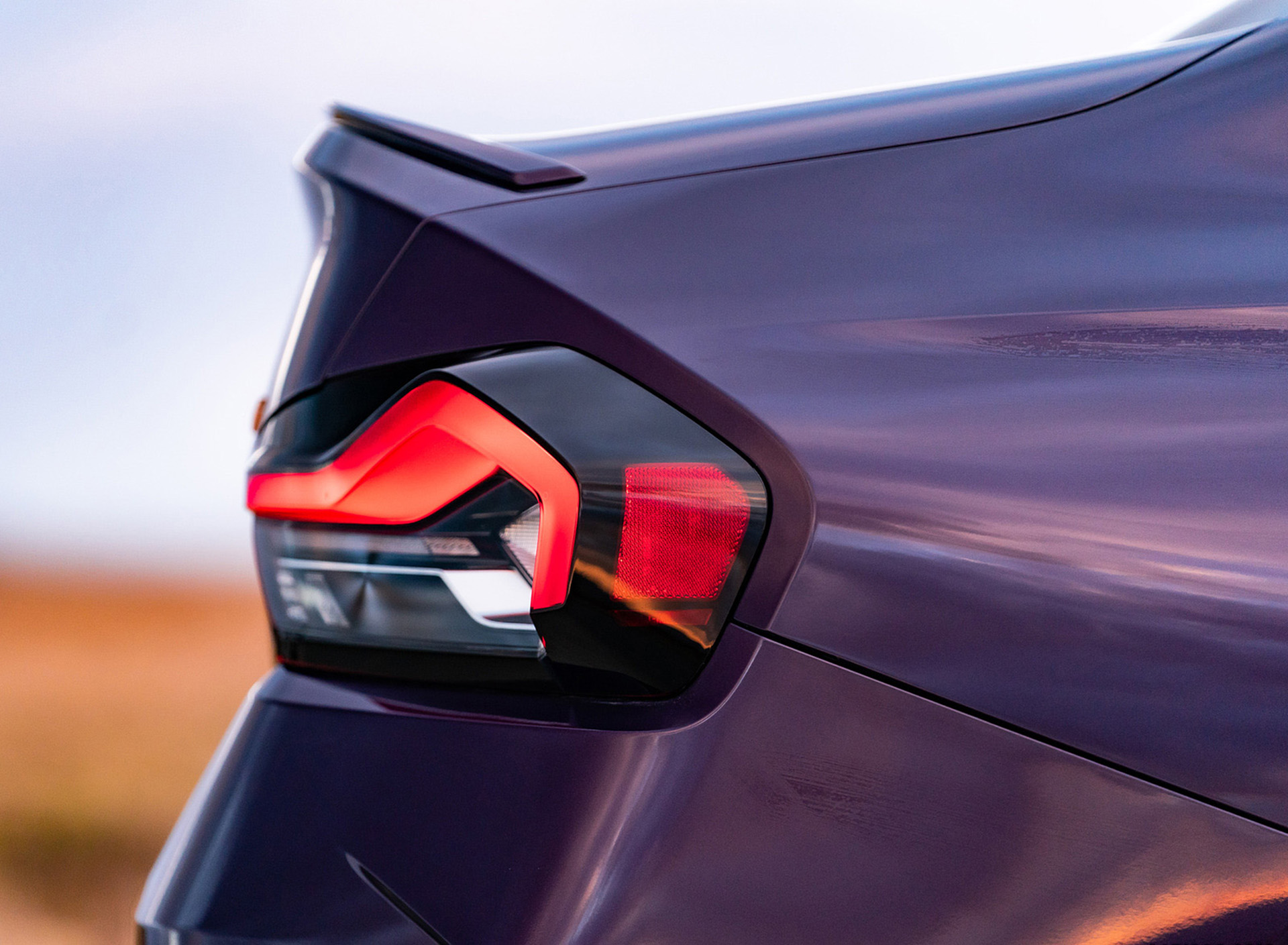 Download 2022 BMW M240i Coupé - UK version - Spoiler HD Wallpaper 1920x1409 #21