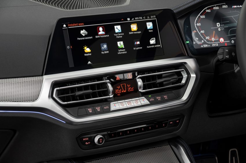 2022 BMW M440i xDrive Gran Coupé - SA version - Central Console Wallpaper 850x565 #37