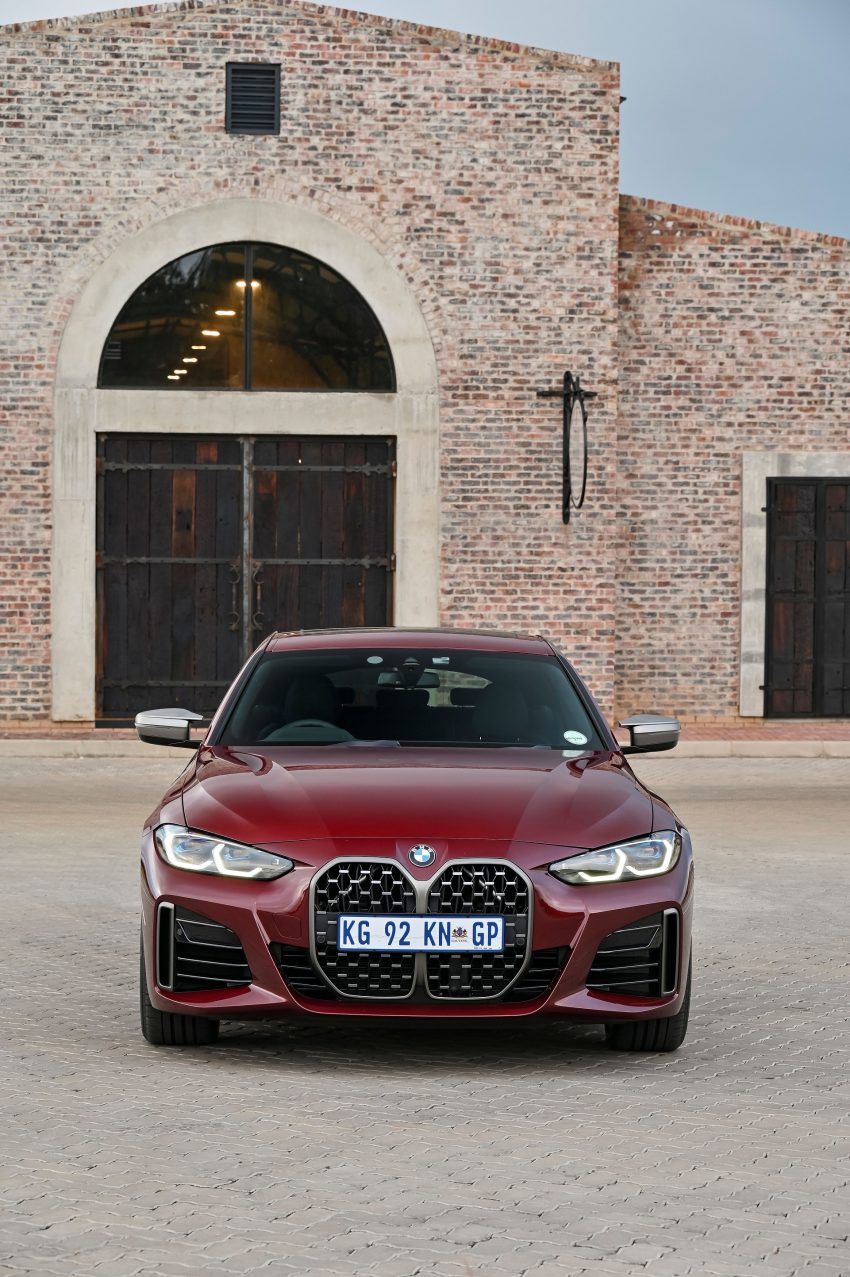 2022 BMW M440i xDrive Gran Coupé - SA version - Front Phone Wallpaper 850x1277 #20