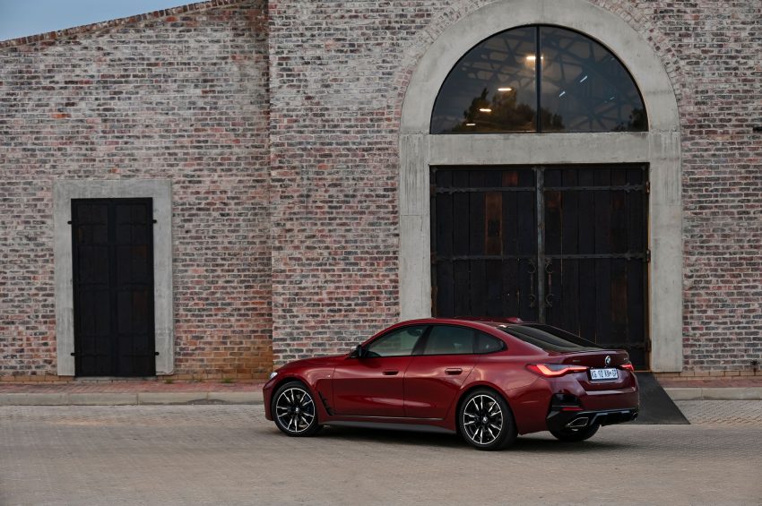 2022 BMW M440i xDrive Gran Coupé - SA version - Rear Three-Quarter Wallpaper 850x565 #26