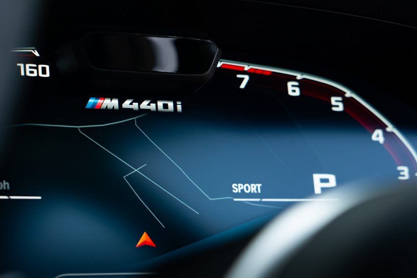 2022 BMW M440i xDrive Gran Coupé - UK version - Digital Instrument Cluster Wallpaper 850x567 #31