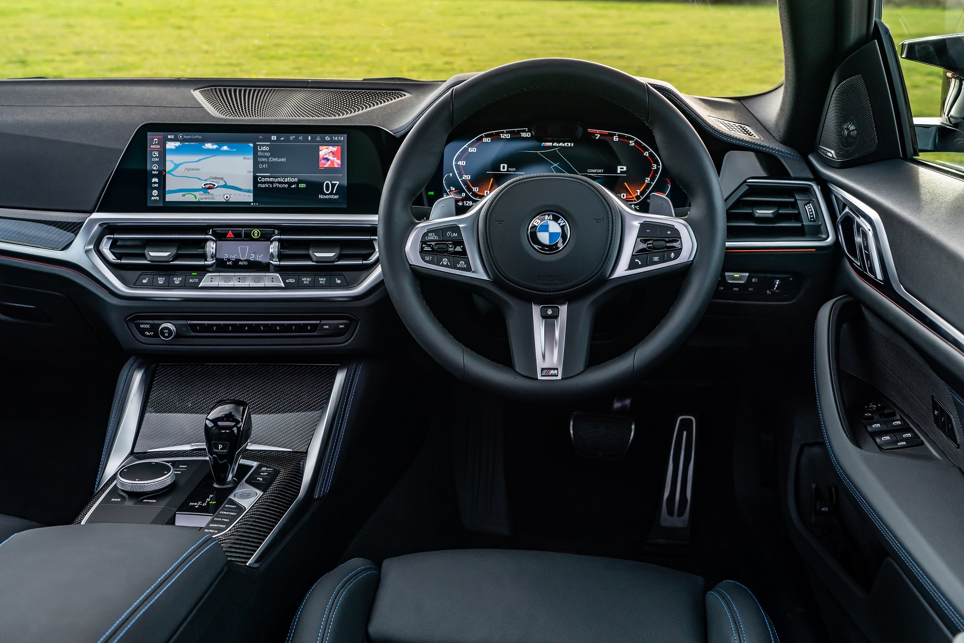 Download 2022 BMW M440i xDrive Gran Coupé - UK version - Interior, Cockpit HD Wallpaper 1920x1280 #25