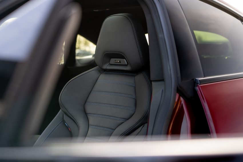 2022 BMW M440i xDrive Gran Coupé - UK version - Interior Wallpaper 850x567 #19