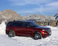 2022 Jeep Grand Cherokee 4xe - Side Wallpaper 190x150