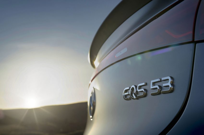 2022 Mercedes-AMG EQS 53 4Matic+ - UK version - Badge Wallpaper 850x566 #35