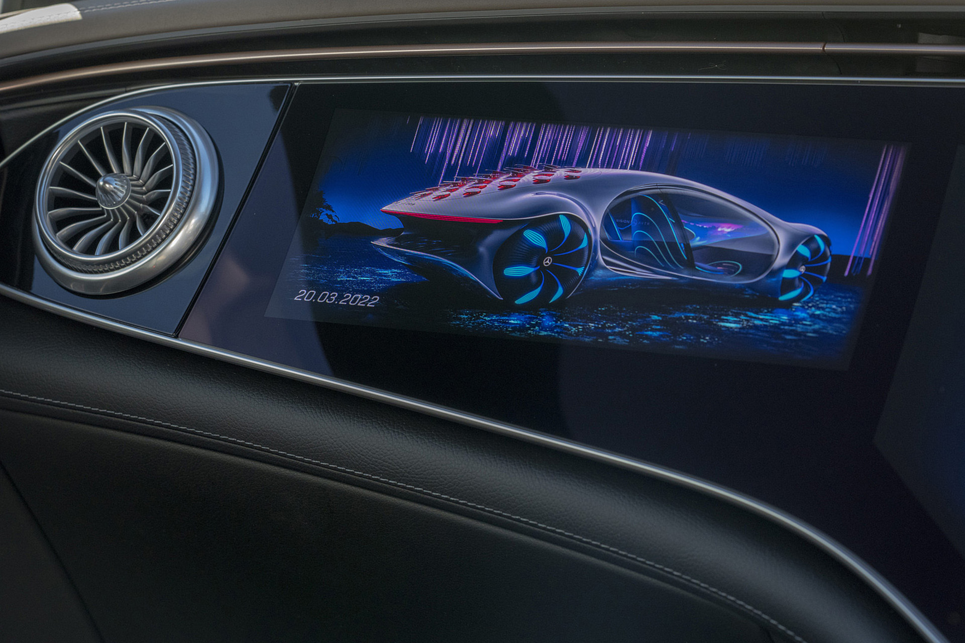 Download 2022 Mercedes-AMG EQS 53 4Matic+ - UK version - Central Console HD Wallpaper 1921x1280 #60