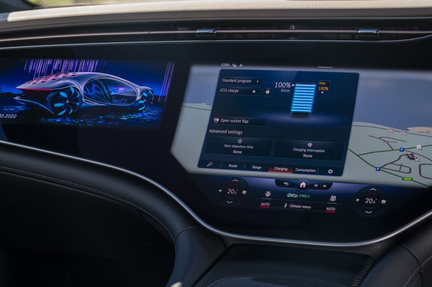 2022 Mercedes-AMG EQS 53 4Matic+ - UK version - Central Console Wallpaper 850x566 #58