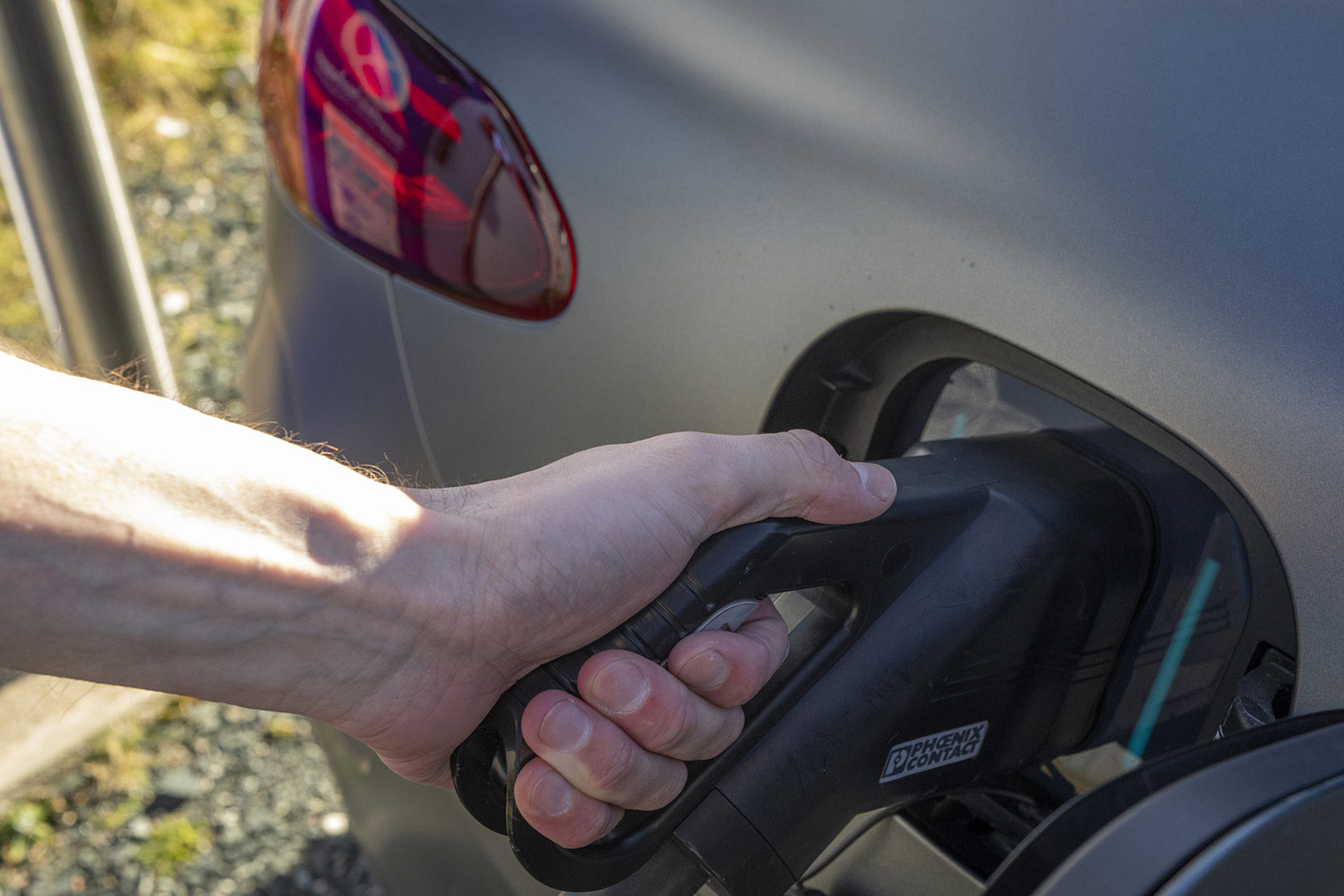 Download 2022 Mercedes-AMG EQS 53 4Matic+ - UK version - Charging Connector HD Wallpaper 1921x1281 #39