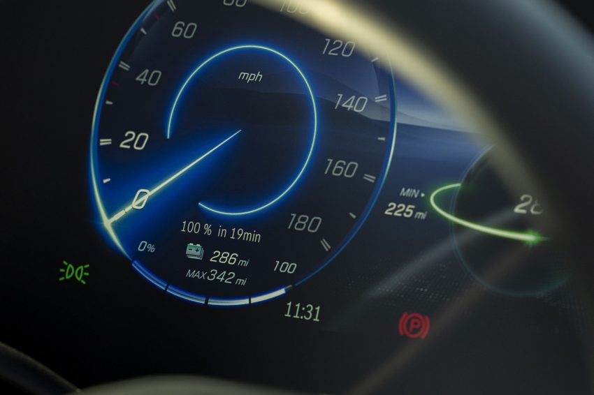 2022 Mercedes-AMG EQS 53 4Matic+ - UK version - Digital Instrument Cluster Wallpaper 850x566 #54