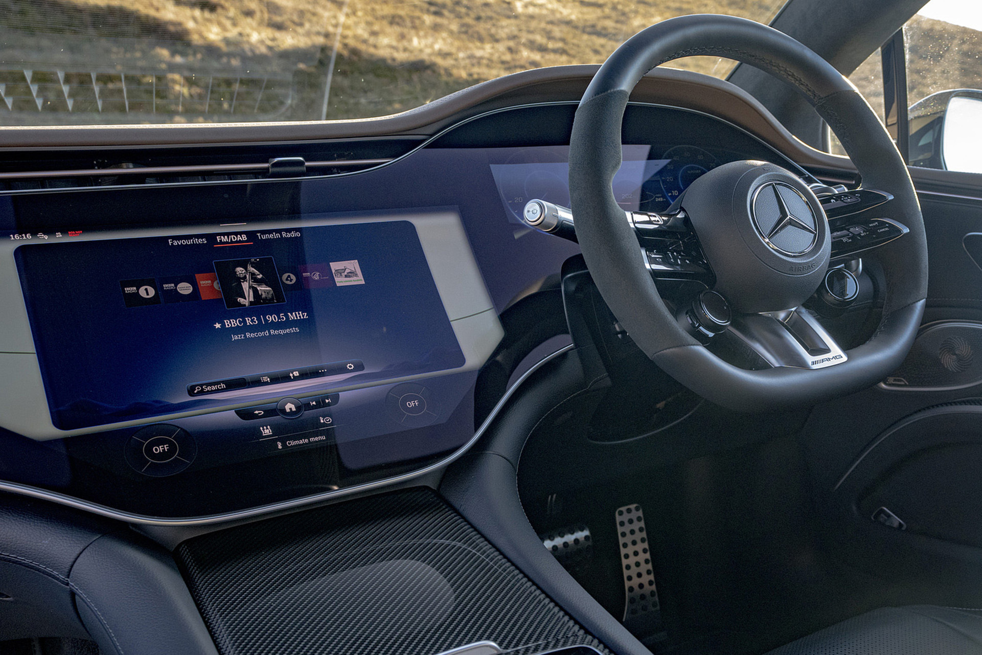 Download 2022 Mercedes-AMG EQS 53 4Matic+ - UK version - Interior, Detail HD Wallpaper 1921x1281 #46