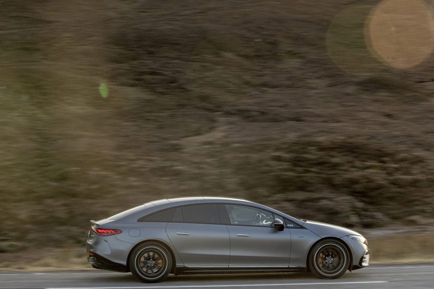 2022 Mercedes-AMG EQS 53 4Matic+ - UK version - Side Wallpaper 850x567 #17