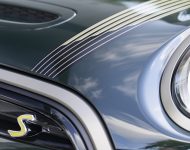 2022 Mini Cooper SE Resolute Edition - Badge Wallpaper 190x150