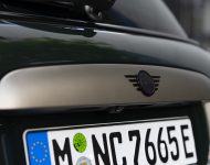 2022 Mini Cooper SE Resolute Edition - Badge Wallpaper 190x150