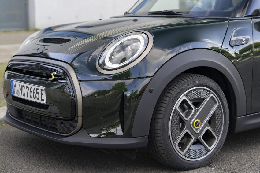 2022 Mini Cooper SE Resolute Edition - Detail Wallpaper 850x566 #77
