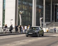 2022 Mini Cooper SE Resolute Edition - Front Wallpaper 190x150