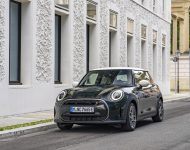 2022 Mini Cooper SE Resolute Edition - Front Wallpaper 190x150