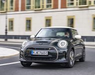 Download 2022 Mini Cooper SE Resolute Edition HD Wallpapers and Backgrounds