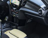 2022 Mini Cooper SE Resolute Edition - Interior, Front Seats Wallpaper 190x150