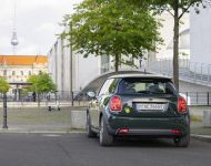 2022 Mini Cooper SE Resolute Edition - Rear Wallpaper 190x150