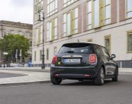 2022 Mini Cooper SE Resolute Edition - Rear Wallpaper 190x150