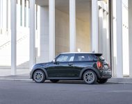 2022 Mini Cooper SE Resolute Edition - Side Wallpaper 190x150
