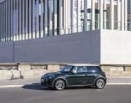 2022 Mini Cooper SE Resolute Edition - Side Wallpaper 190x150
