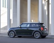 2022 Mini Cooper SE Resolute Edition - Side Wallpaper 190x150