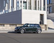 2022 Mini Cooper SE Resolute Edition - Side Wallpaper 190x150