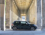 2022 Mini Cooper SE Resolute Edition - Side Wallpaper 190x150