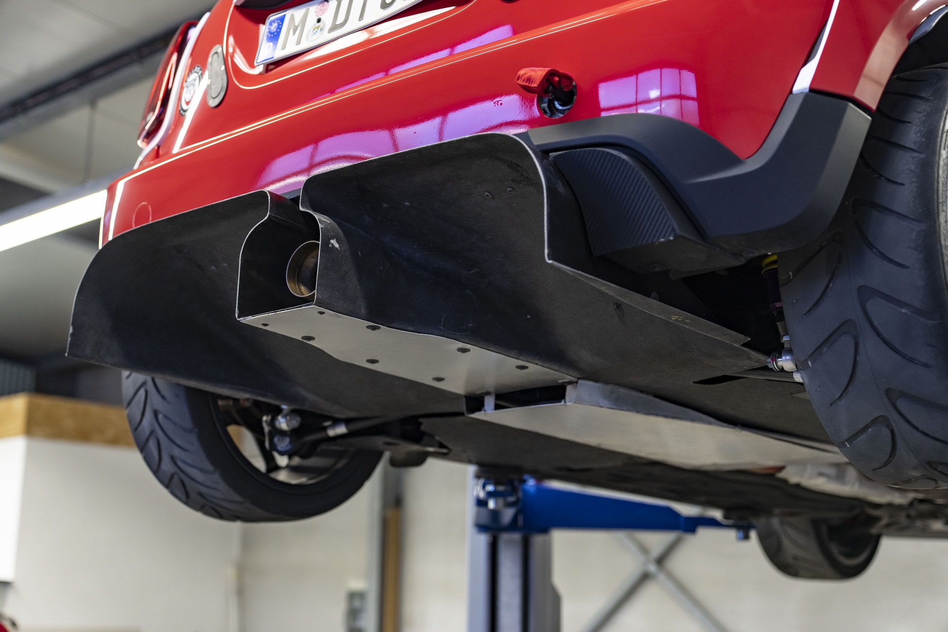 Download 2022 Mini John Cooper Works 24h Nurburgring Race - Diffuser HD Wallpaper 1921x1280 #38