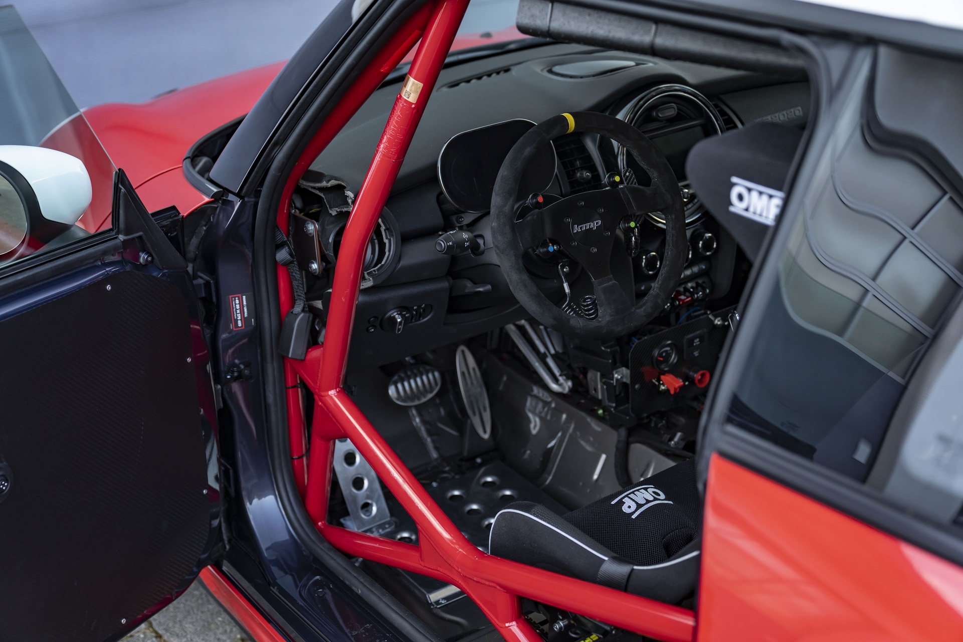 Download 2022 Mini John Cooper Works 24h Nurburgring Race - Interior HD Wallpaper 1921x1280 #41