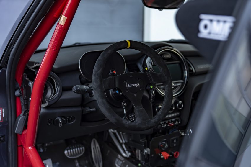 2022 Mini John Cooper Works 24h Nurburgring Race - Interior Wallpaper 850x566 #42