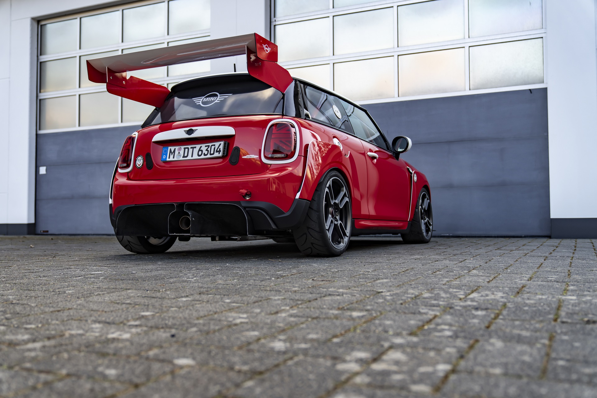 Download 2022 Mini John Cooper Works 24h Nurburgring Race - Rear Three-Quarter HD Wallpaper 1921x1280 #10
