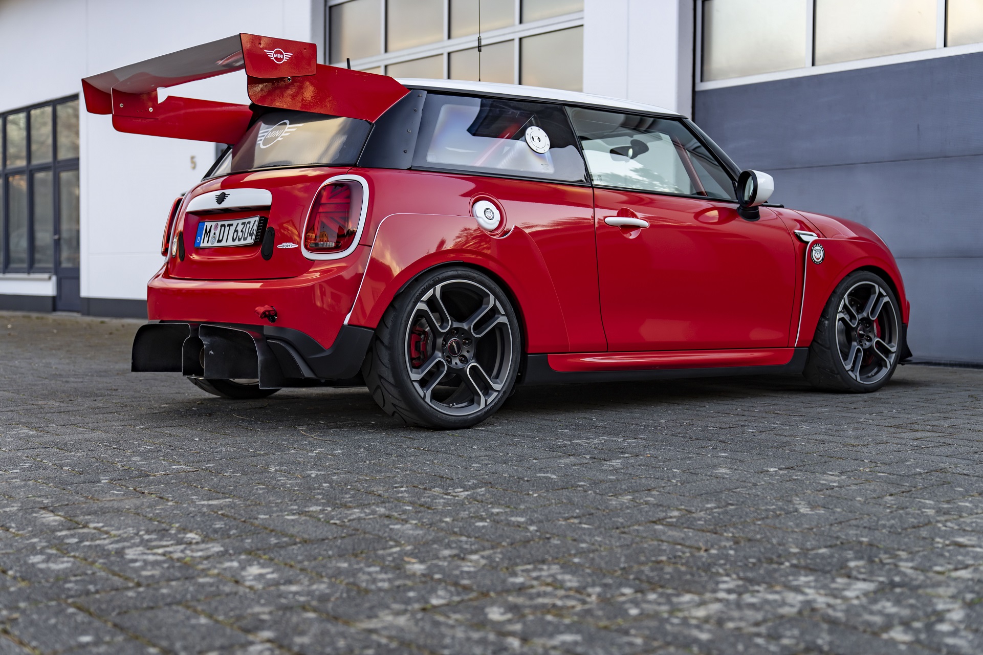 Download 2022 Mini John Cooper Works 24h Nurburgring Race - Rear Three-Quarter HD Wallpaper 1921x1280 #12
