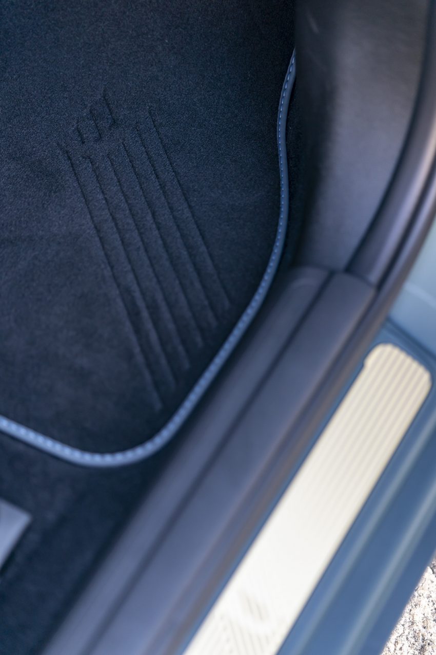 2022 Mini John Cooper Works Clubman Untold Edition - Door Sill Phone Wallpaper 850x1275 #104