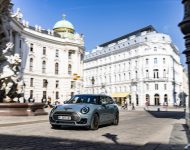 2022 Mini John Cooper Works Clubman Untold Edition - Front Three-Quarter Wallpaper 190x150