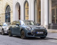2022 Mini John Cooper Works Clubman Untold Edition - Front Three-Quarter Wallpaper 190x150