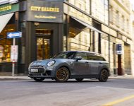 2022 Mini John Cooper Works Clubman Untold Edition - Front Three-Quarter Wallpaper 190x150
