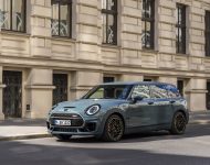 2022 Mini John Cooper Works Clubman Untold Edition - Front Three-Quarter Wallpaper 190x150