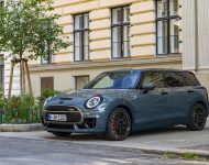 2022 Mini John Cooper Works Clubman Untold Edition - Front Three-Quarter Wallpaper 190x150