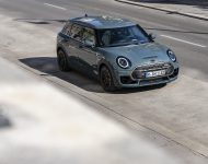 2022 Mini John Cooper Works Clubman Untold Edition - Front Three-Quarter Wallpaper 190x150