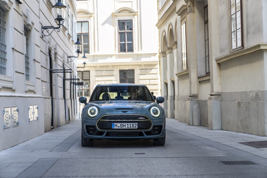 2022 Mini John Cooper Works Clubman Untold Edition - Front Wallpaper 850x567 #11