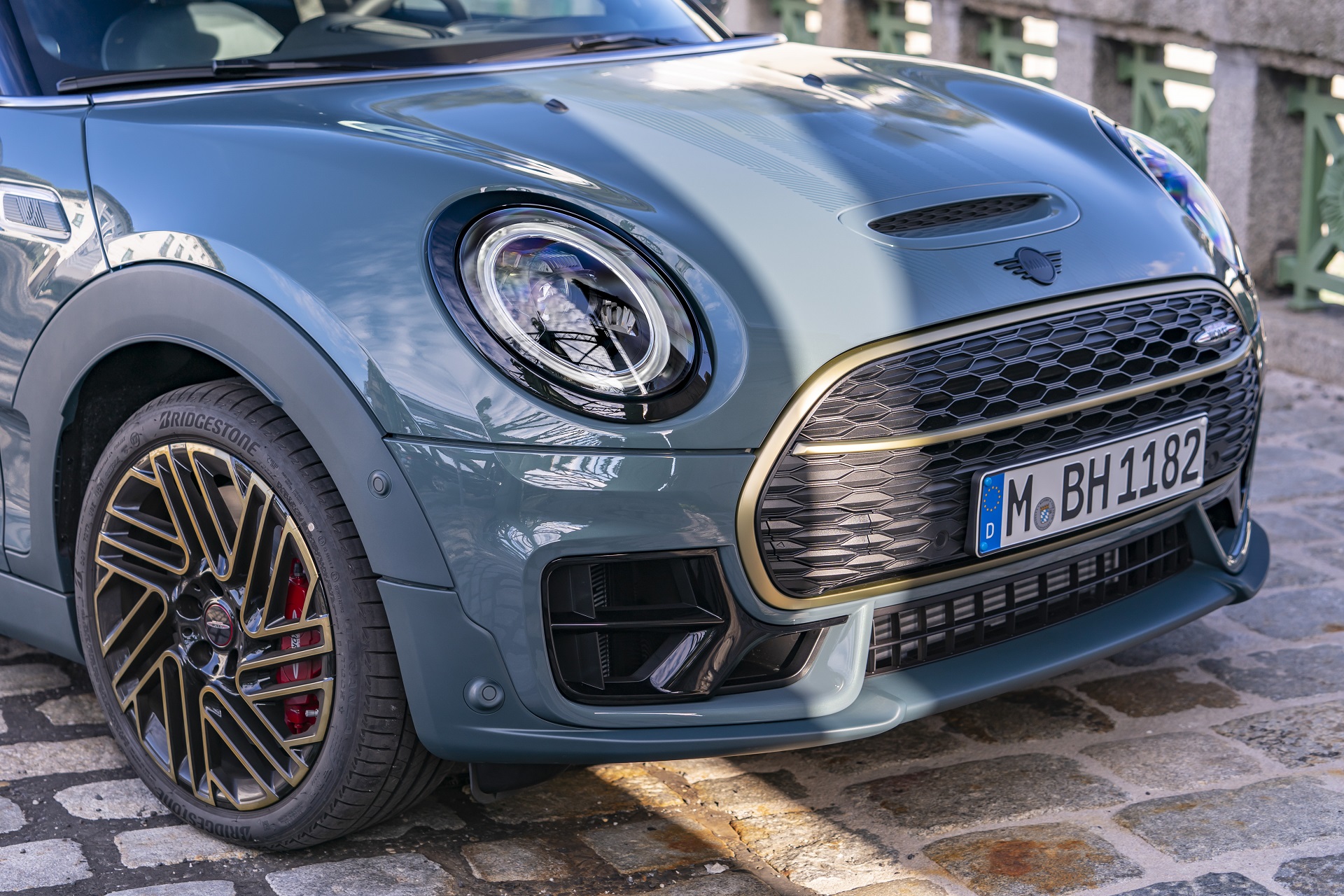 Download 2022 Mini John Cooper Works Clubman Untold Edition - Front HD Wallpaper 1920x1280 #74